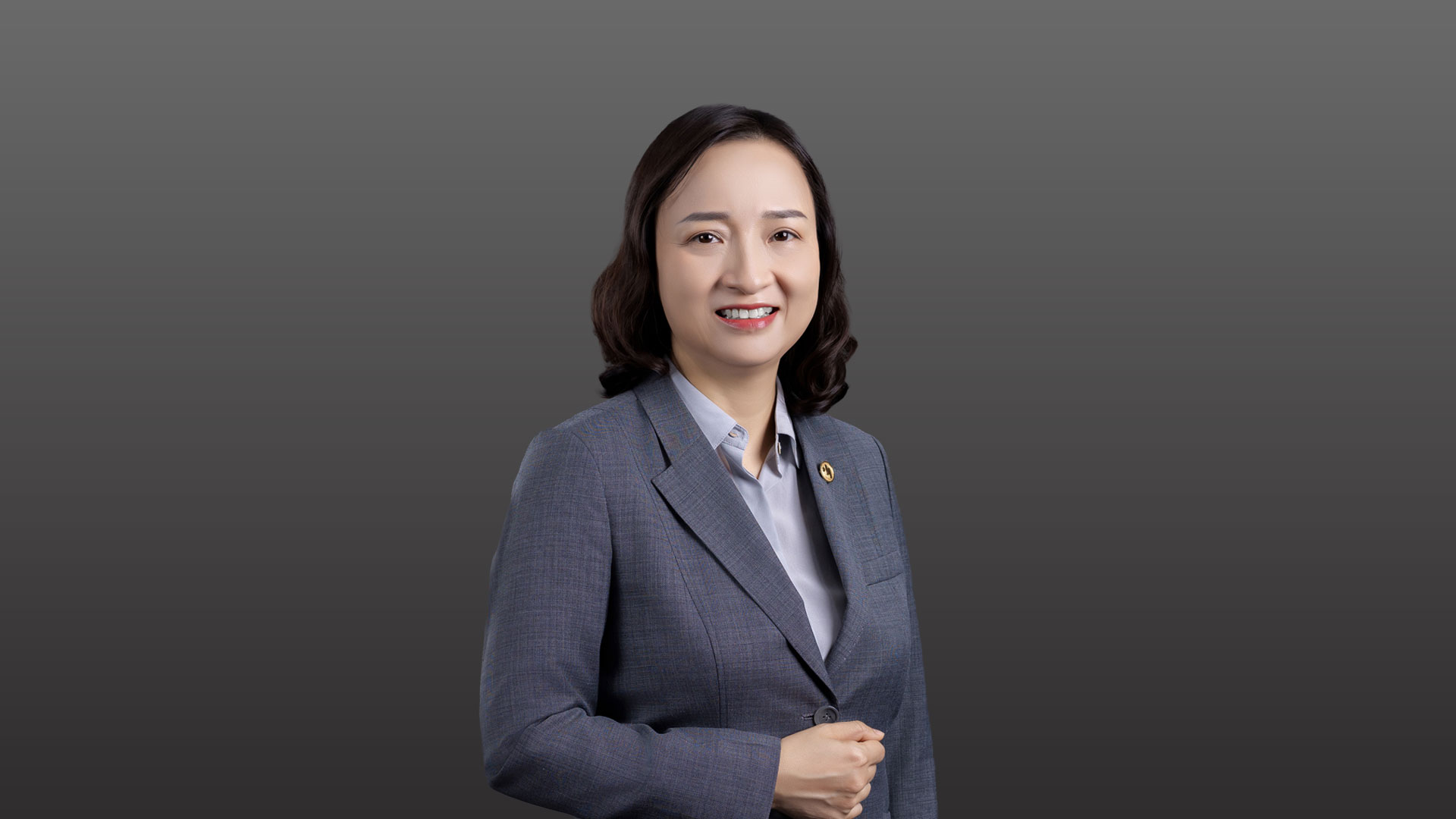 Mrs. Nguyen Ha Thanh