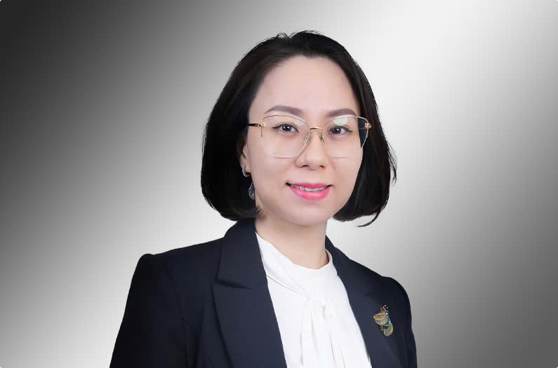 Bà Đinh Thị Kim Anh